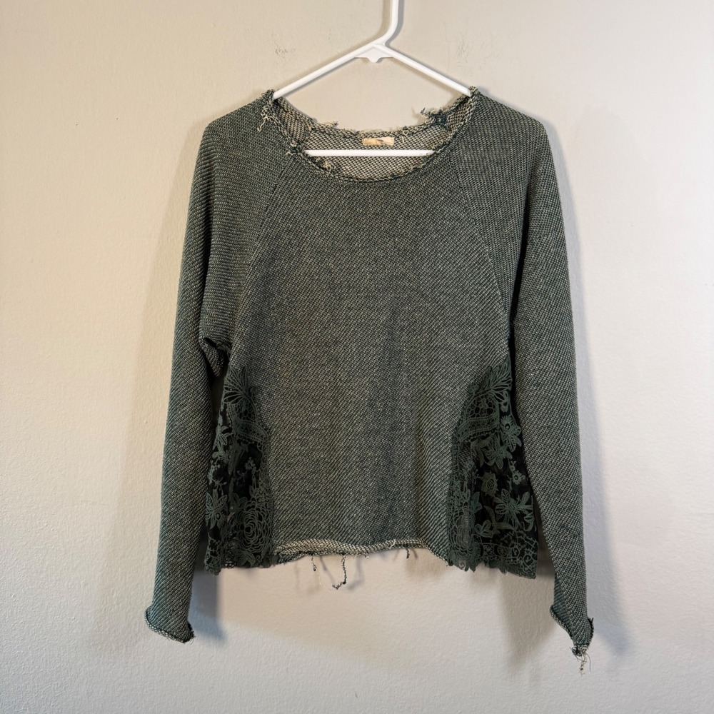Pins and Needles Green Lace Inset Distressed Raw Hem Knit Sweater Womens Small
